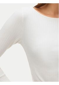 Vero Moda Bluzka Ruby 10343005 Biały Regular Fit. Kolor: biały. Materiał: bawełna #2