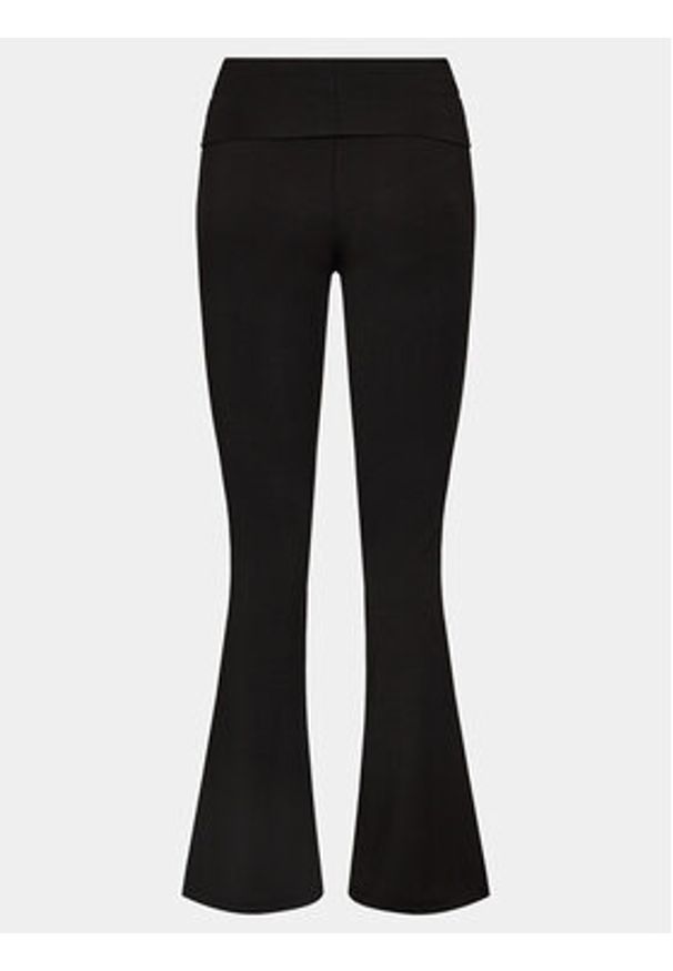 Gina Tricot Spodnie materiałowe 21671 Czarny Flare Fit. Kolor: czarny. Materiał: bawełna