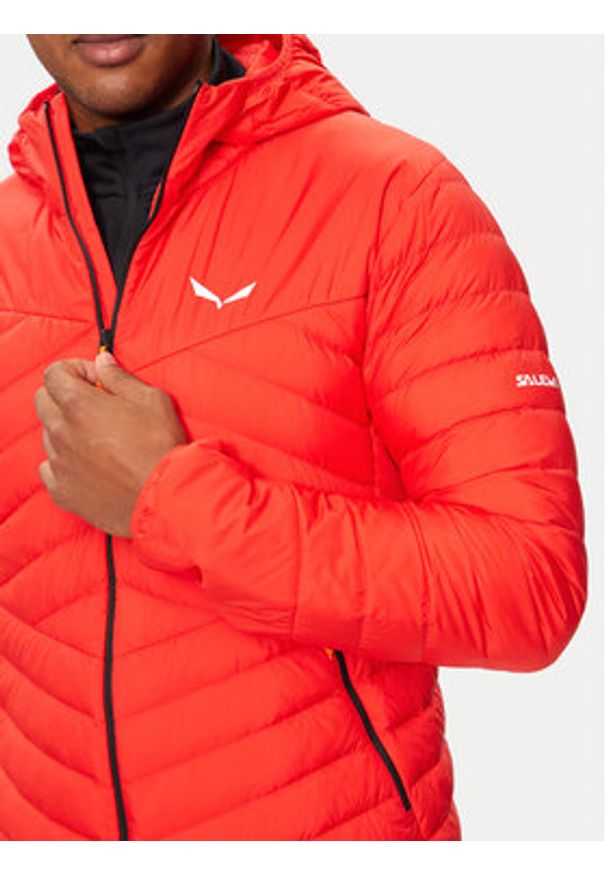 Salewa Kurtka outdoor Brenta 27883 Czerwony Regular Fit. Kolor: czerwony. Materiał: syntetyk. Sport: outdoor