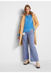 bonprix - Sweter oversize ze wzorem w warkocze. Kolor: niebieski. Styl: elegancki