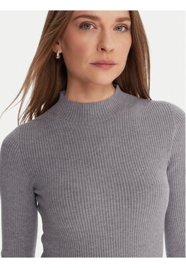 Kontatto Golf 3M0816C Szary Regular Fit. Typ kołnierza: golf. Kolor: szary. Materiał: syntetyk