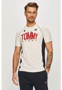 Tommy Sport - T-shirt. Okazja: na co dzień. Kolor: biały. Materiał: dzianina. Wzór: nadruk. Styl: sportowy