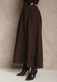 Renee - Brązowa Rozkloszowana Spódnica z Wiskozy z Dodatkowym Paskiem z Klamrą Lowedina. Kolor: brązowy. Materiał: wiskoza #2