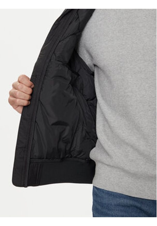 TOMMY HILFIGER - Tommy Hilfiger Kurtka bomber MW0MW37341 Czarny Regular Fit. Kolor: czarny. Materiał: syntetyk