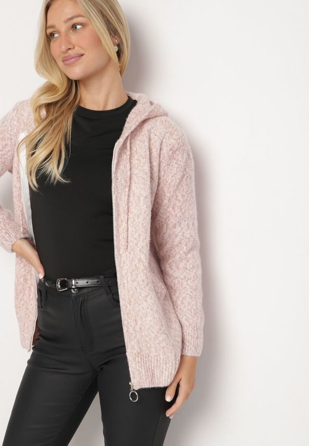 Born2be - Różowy Kardigan z Wełną na Suwak z Kapturem Zenlina. Okazja: na co dzień. Typ kołnierza: kaptur. Kolor: różowy. Materiał: wełna. Styl: casual