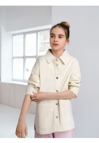 Sinsay - Jeansowa koszula - kremowy. Kolor: kremowy. Materiał: jeans