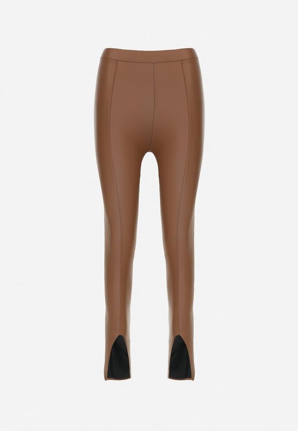 Born2be - Brązowe Legginsy z Imitacji Skóry z Polarem i Rozcięciami Rosanne. Stan: podwyższony. Kolor: brązowy. Materiał: polar, skóra. Sezon: zima, jesień