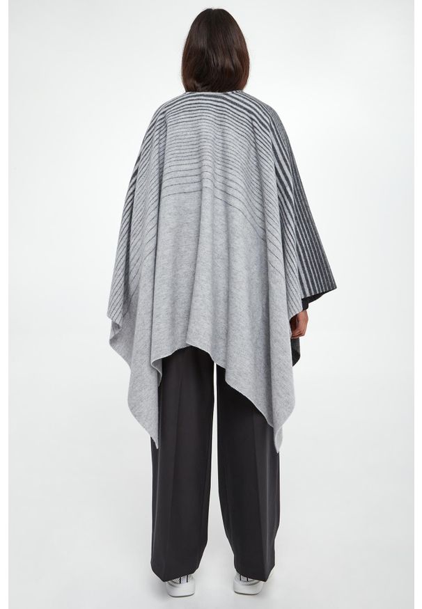 Ponczo damskie wełniane Brenta MM. Materiał: wełna