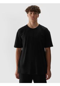 4f - 4F T-shirt oversize gładki uniseks - czarny L. Okazja: na co dzień. Kolor: czarny. Materiał: bawełna, jersey, dzianina. Długość rękawa: krótki rękaw. Długość: krótkie. Wzór: gładki. Styl: sportowy, klasyczny, casual