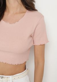 Born2be - Ciemnoróżowy Prążkowany T-shirt z Bawełną Adlesa. Okazja: na co dzień. Kolor: różowy. Materiał: bawełna, prążkowany. Styl: casual #7