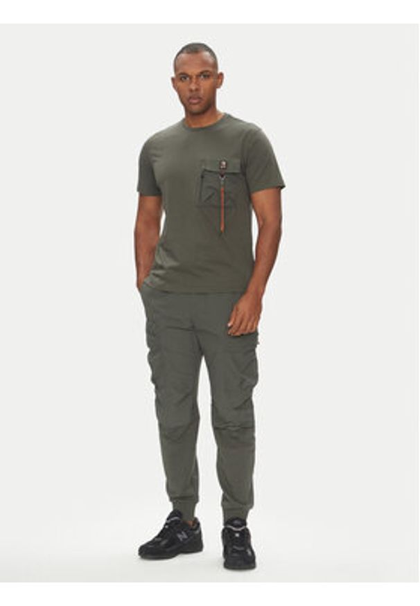 Parajumpers T-Shirt Mojave 25SMPMTSRE07 Zielony Regular Fit. Kolor: zielony. Materiał: bawełna