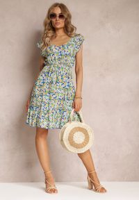 Renee - Zielono-Granatowa Bawełniana Sukienka Mini z Gumką w Talii w Kwiaty Ariellia. Typ kołnierza: kołnierz z falbankami. Kolor: zielony. Materiał: bawełna. Wzór: kwiaty. Sezon: lato, wiosna. Długość: mini