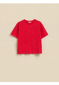 Reserved - T-shirt z haftem w serca - czerwony. Kolor: czerwony. Materiał: bawełna, dzianina. Wzór: haft