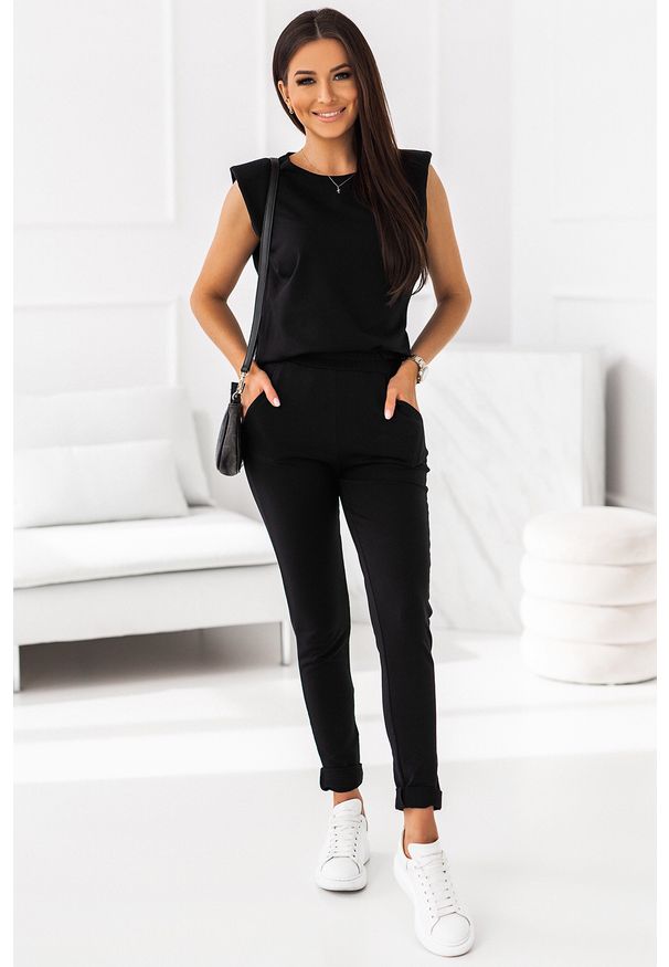 IVON - Dresowy Komplet Bluzka + Spodnie - Czarny. Kolor: czarny. Materiał: dresówka