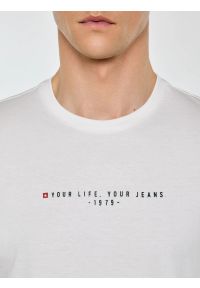 Big-Star - Koszulka męska z kontrastowym wykoŅczeniem biała Bortor 100. Kolor: biały. Materiał: jeans, bawełna. Wzór: nadruk #6