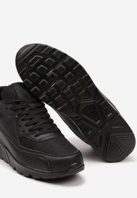 Born2be - Czarne Płaskie Buty Sportowe Sneakersy ze Sznurowaniem i Ozdobną Podeszwą Fiarana. Okazja: na co dzień. Nosek buta: okrągły. Zapięcie: sznurówki. Kolor: czarny. Materiał: jeans