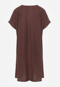 Renee - Brązowa Wiskozowa Sukienka Pudełkowa z Dekoltem w Serek Noludig. Typ kołnierza: dekolt w serek. Kolekcja: plus size. Kolor: brązowy. Materiał: wiskoza. Typ sukienki: dla puszystych #3
