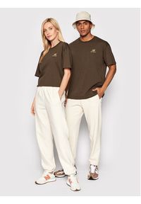 New Balance T-Shirt Unisex UT21503 Brązowy Relaxed Fit. Kolor: brązowy. Materiał: bawełna #2