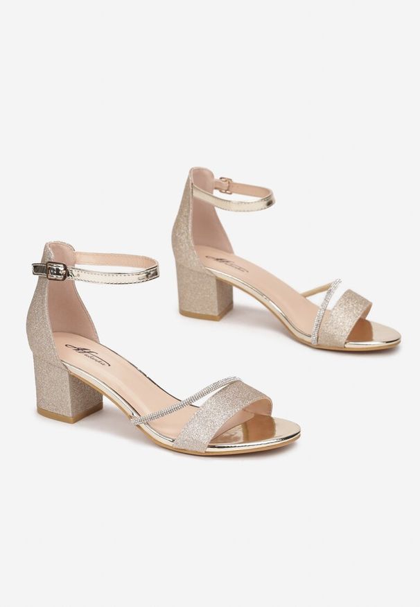 Born2be - Złote Sandały na Słupku z Brokatem i Paskiem z Cyrkonii Fih. Zapięcie: pasek. Kolor: złoty. Obcas: na słupku
