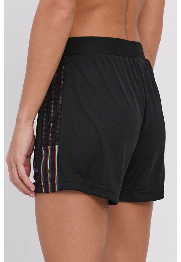 adidas Performance - Szorty. Okazja: na co dzień. Kolor: czarny. Materiał: tkanina, materiał. Wzór: gładki. Styl: casual