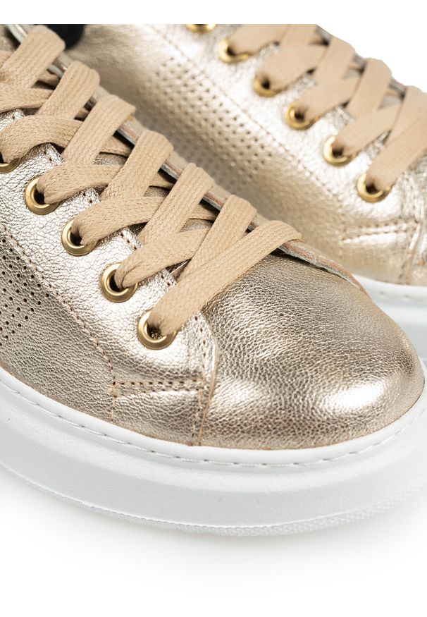 Baldinini Sneakersy | DE0410T10LA | Kobieta | Złoty. Kolor: złoty. Materiał: skóra. Wzór: aplikacja, nadruk