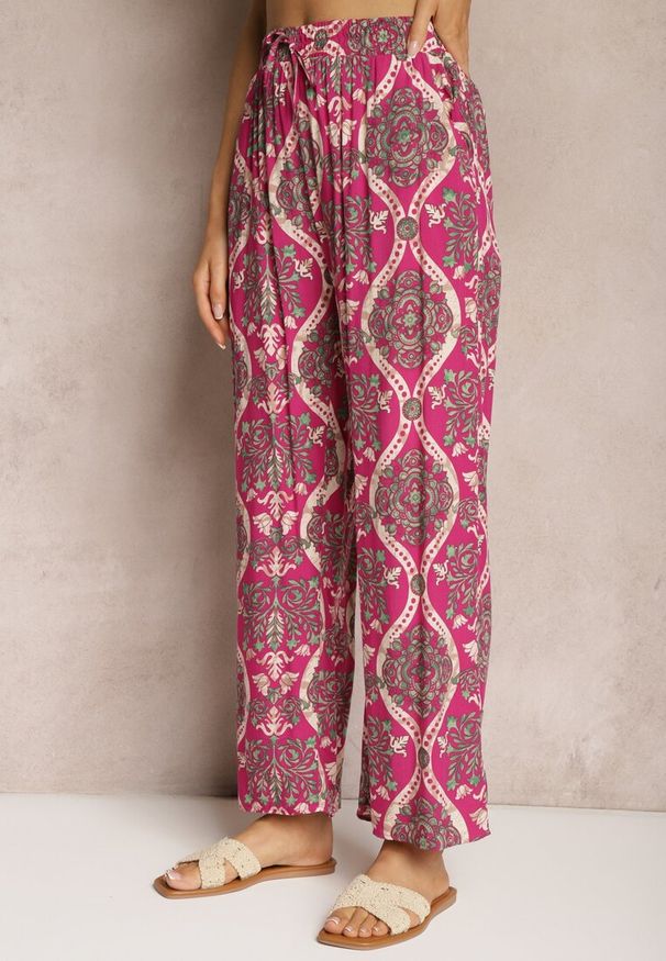 Renee - Fuksjowe Wiskozowe Spodnie Boho High Waist z Szerokimi Nogawkami i Gumką w Talii Tiamarra. Stan: podwyższony. Kolor: różowy. Materiał: wiskoza. Sezon: lato. Styl: boho
