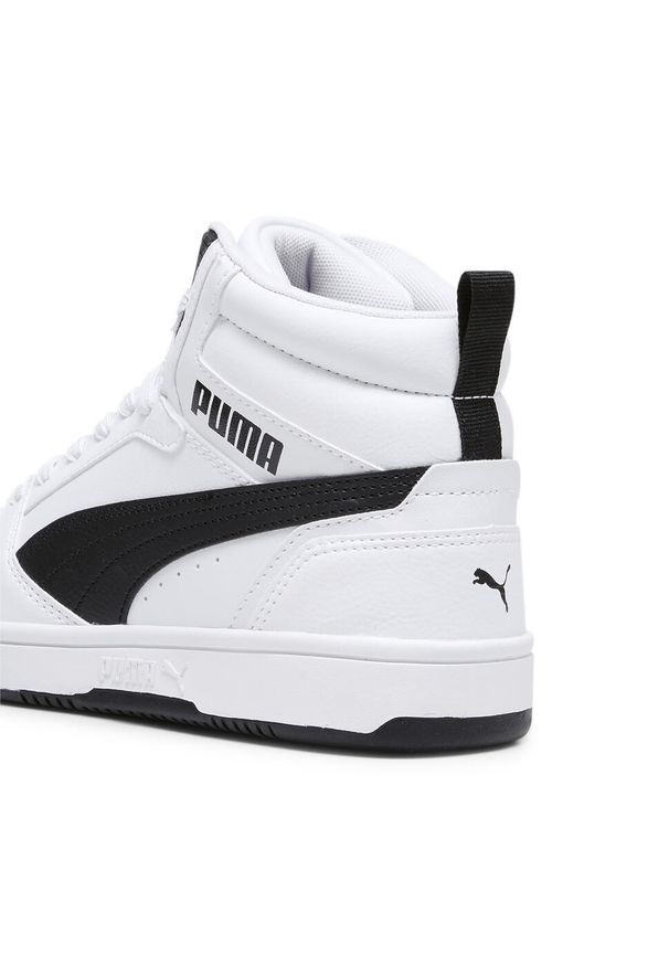 Puma - Młodzieżowe sneakersy Rebound V6 Mid PUMA. Kolor: czarny, biały, wielokolorowy. Sport: turystyka piesza, koszykówka