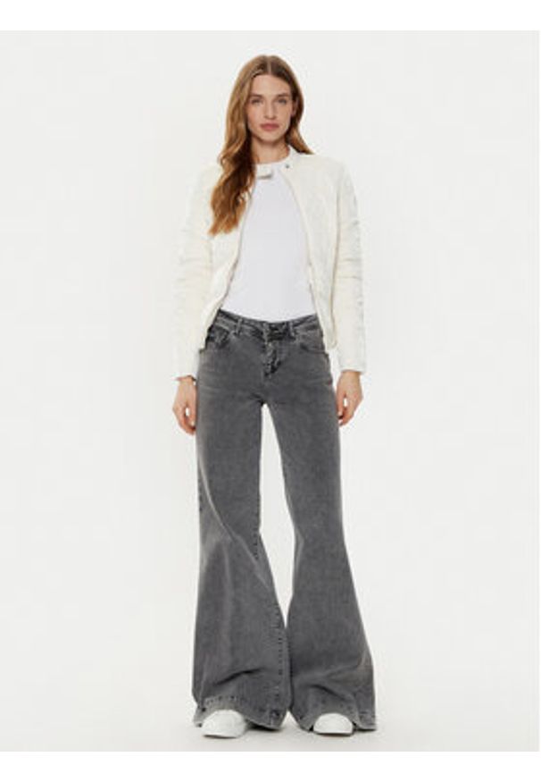 Guess Kurtka puchowa W5RL00 WGV30 Écru Regular Fit. Materiał: syntetyk