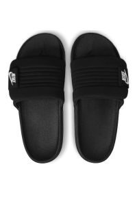 Klapki Nike Offcourt Adjust M DQ9624-001 czarne. Okazja: na plażę. Nosek buta: otwarty. Kolor: czarny. Materiał: materiał, syntetyk, guma