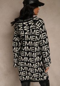 Renee - Czarno-Biały Kardigan na Suwak z Kapturem w Literowy Wzór Calitusa. Okazja: na co dzień. Typ kołnierza: kaptur. Kolor: czarny. Materiał: jeans. Styl: casual #3