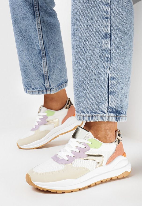 Born2be - Beżowo-Fioletowe Sneakersy na Płaskiej Podeszwie z Ozdobnymi Wstawkami Aizra. Kolor: beżowy. Obcas: na płaskiej podeszwie