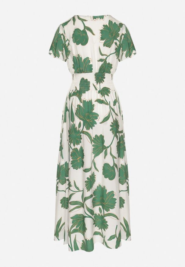 Born2be - Zielona Wiskozowa Sukienka Rozkloszowana w Kwiaty Arisona. Okazja: na randkę. Typ kołnierza: dekolt w kształcie V. Kolor: zielony. Materiał: wiskoza. Wzór: kwiaty. Sezon: wiosna, lato