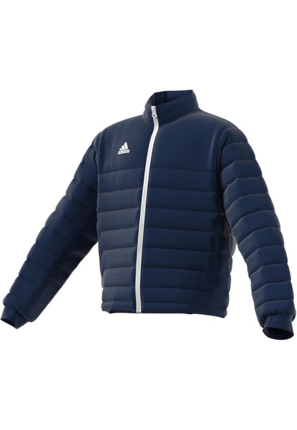 Adidas - Lekka dziecięca kurtka puchowa adidas Entrada. Kolor: niebieski. Materiał: puch. Sport: piłka nożna