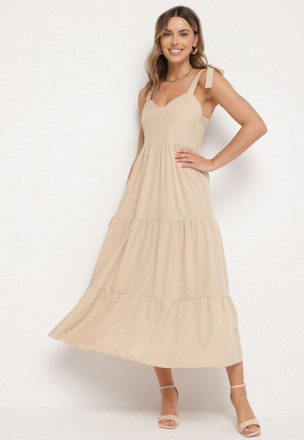 Born2be - Beżowa Rozkloszowana Sukienka z Wiskozą Ozdobiona Wiązaniem na Ramiączkach Meravessa. Okazja: na spacer. Kolor: beżowy. Materiał: wiskoza. Długość rękawa: na ramiączkach. Wzór: aplikacja