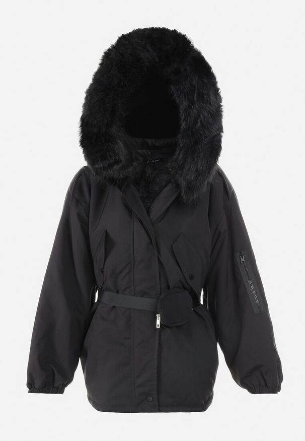 Born2be - Czarna Kurtka Parka Oversize z Futerkiem Mitto. Kolor: czarny. Materiał: futro. Długość rękawa: długi rękaw. Długość: długie. Sezon: jesień, zima. Styl: elegancki, klasyczny