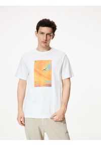 Reserved - T-shirt regular z nadrukiem - złamana biel. Materiał: bawełna, dzianina. Wzór: nadruk #1