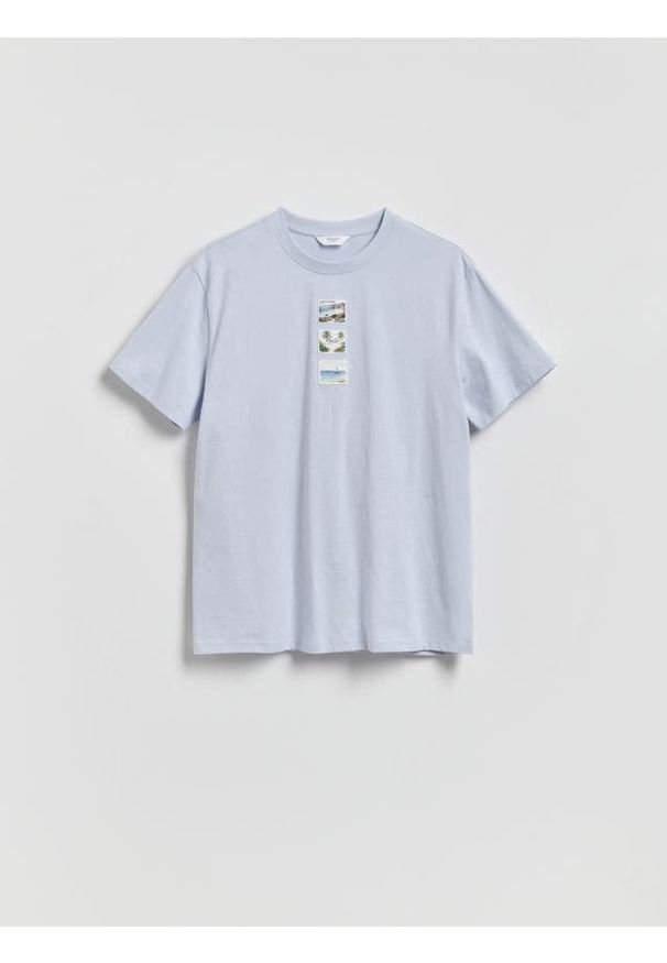 Reserved - T-shirt comfort z nadrukiem - jasnoniebieski. Kolor: niebieski. Materiał: bawełna, dzianina. Wzór: nadruk