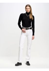 Big-Star - Sweter damski z golfem czarny Charlinka 906. Okazja: na co dzień, na spotkanie biznesowe. Typ kołnierza: golf. Kolor: czarny. Materiał: dzianina, skóra. Wzór: aplikacja. Styl: biznesowy, klasyczny, casual #4