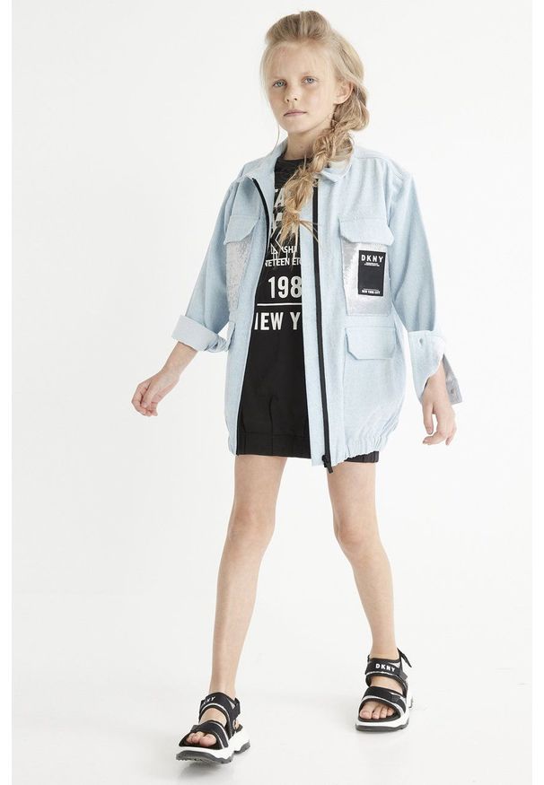 DKNY - Dkny sandały dziecięce kolor szary. Zapięcie: rzepy. Kolor: szary. Materiał: guma. Obcas: na platformie