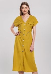 Renee - Żółta Sukienka Obstructor. Kolor: żółty. Długość rękawa: krótki rękaw. Wzór: aplikacja. Sezon: wiosna, lato. Długość: midi #1