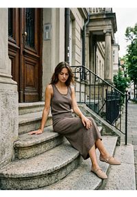 Sinsay - Sweter na ramiączkach basic - brązowy. Kolor: brązowy. Długość rękawa: na ramiączkach