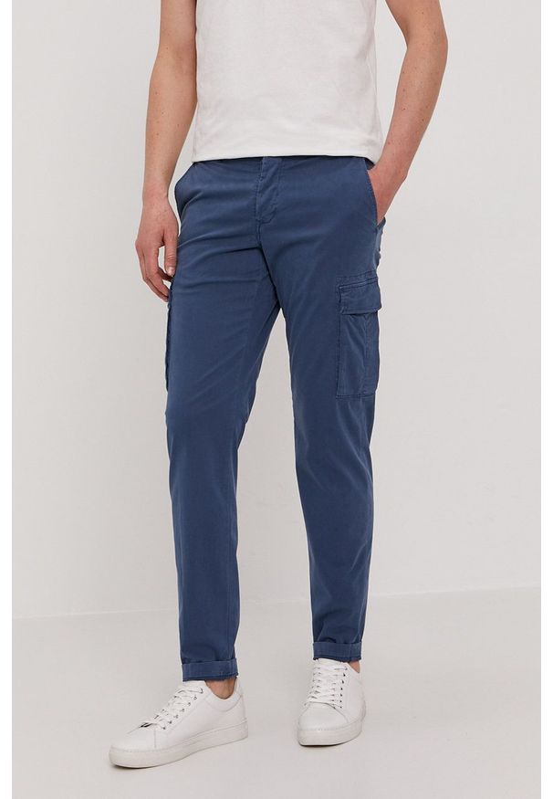 Baldessarini - Spodnie Jost. Kolor: niebieski. Materiał: tkanina. Wzór: gładki