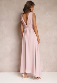 Renee - Różowa Rozkloszowana Sukienka Maxi na Ramiączkach z Rozcięciem Ernames. Kolor: różowy. Długość rękawa: na ramiączkach. Typ sukienki: rozkloszowane. Długość: maxi #4