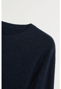 Mango Man - Sweter Ten. Kolor: niebieski. Materiał: bawełna, dzianina, kaszmir, poliamid, elastan. Długość rękawa: długi rękaw. Długość: długie. Wzór: gładki #5