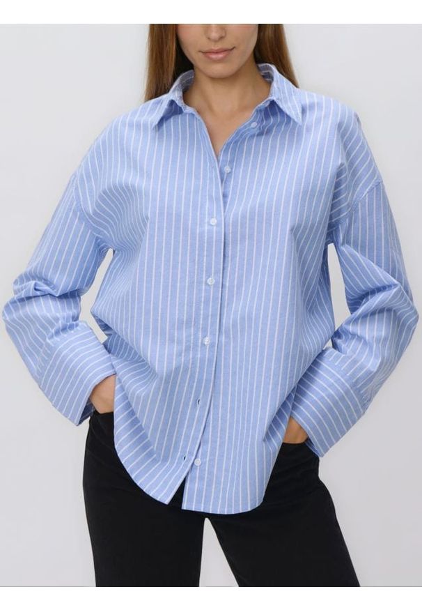 Reserved - Koszula z bawełny oxford - jasnoniebieski. Kolor: niebieski. Materiał: bawełna