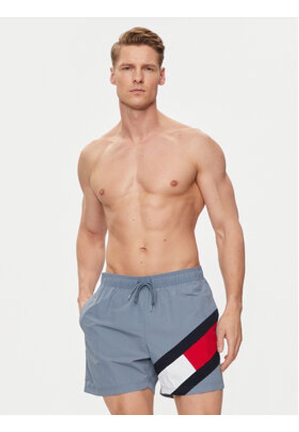 TOMMY HILFIGER - Tommy Hilfiger Szorty kąpielowe UM0UM02048 Niebieski Slim Fit. Kolor: niebieski. Materiał: syntetyk