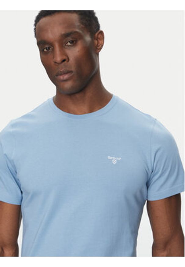 Barbour T-Shirt Essential Sports MTS0331BL33 Niebieski Tailored Fit. Kolor: niebieski. Materiał: bawełna