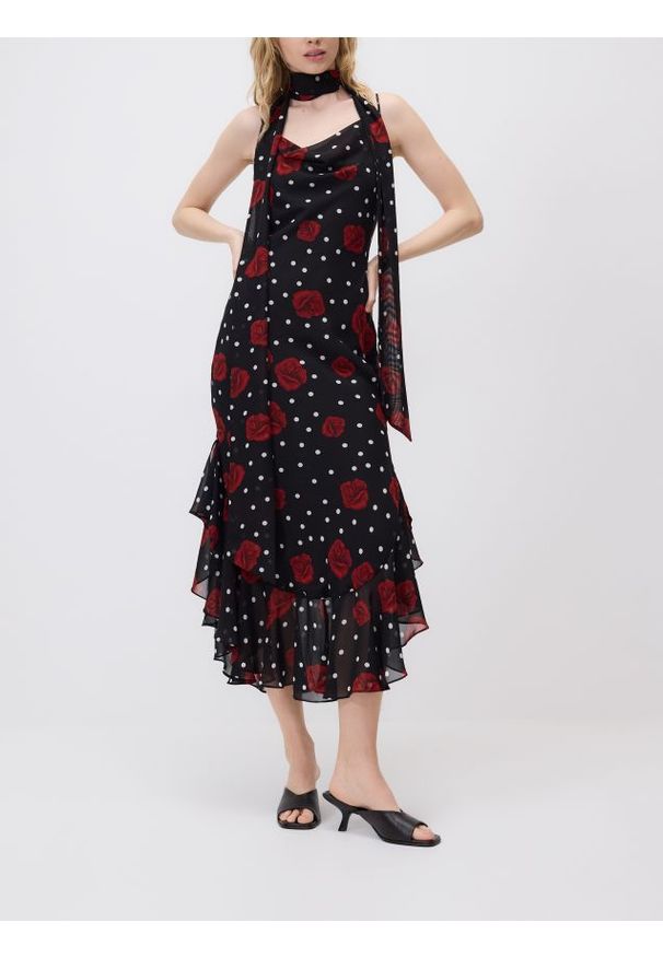 Reserved - Wzorzysta sukienka z szalem - czarny. Kolor: czarny. Materiał: tkanina. Typ sukienki: proste