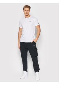 Pepe Jeans T-Shirt Original Basic 3 N PM508212 Biały Slim Fit. Kolor: biały. Materiał: bawełna #49