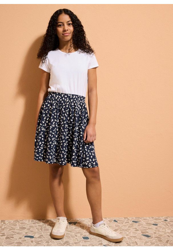 bonprix - Sukienka z dżerseju z elastycznej mieszanki bawełny organicznej. Kolor: biały. Materiał: jersey, bawełna. Długość rękawa: krótki rękaw. Wzór: kwiaty